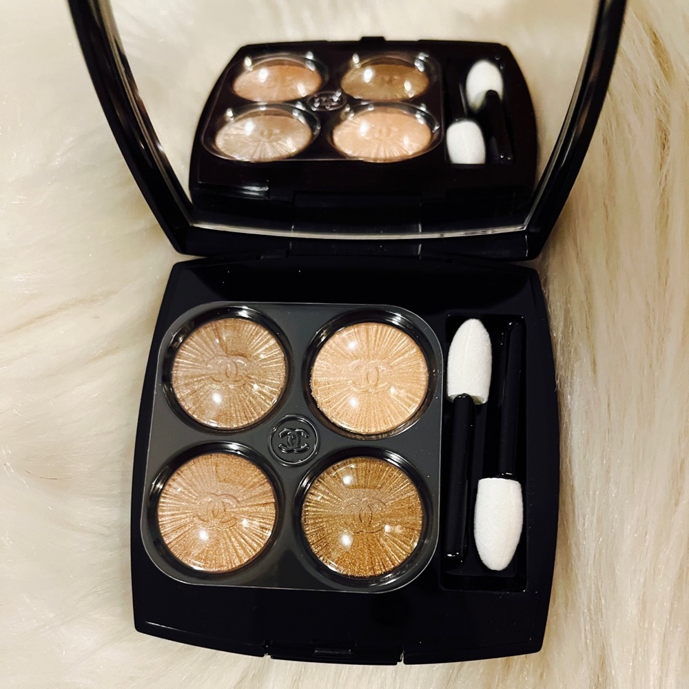 💕CHANEL Limited Edition Eye Shadow Quad - #747 Mediterranean